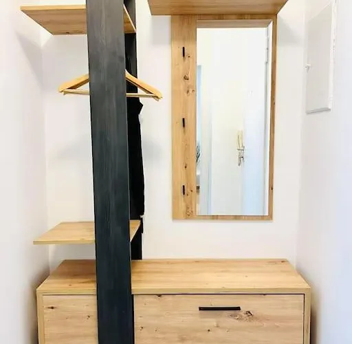 Daire Herbstaktion Moderne 2-zimmer Im Stadtzentrum Mit Parkplatz Bayreuth